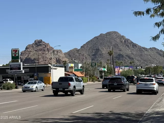 MLS: 6934198 Condo For Sale