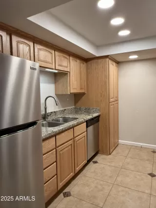 Photo #5: 6934198 Listing 