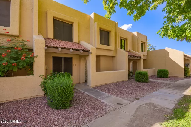 MLS: 6934199 Condo For Sale