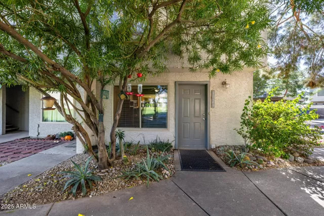 MLS: 6934209 Condo For Sale