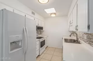 Photo #3: 6934281 Listing 