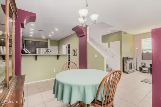 Photo #6: 6934345 Listing 