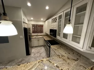 Photo #4: 6934381 Listing 