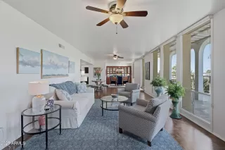 Photo #4: 6934391 Listing 