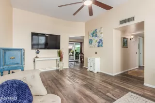 Photo #4: 6934394 Listing 