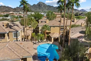 Photo #2: 6934411 Listing 