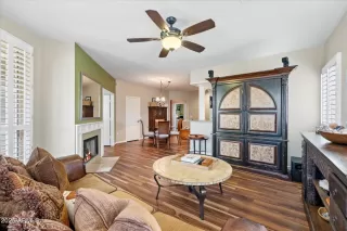 Photo #5: 6934411 Listing 