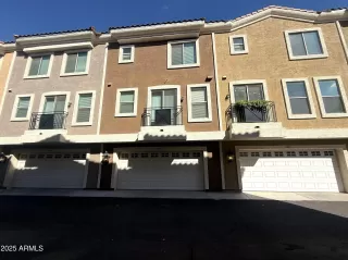 Photo #2: 6934495 Listing