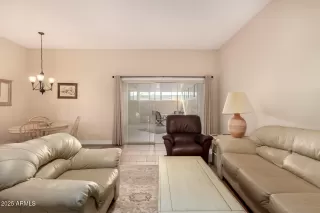 Photo #6: 6934592 Listing 