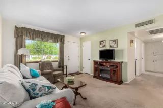 Photo #2: 6934639 Listing