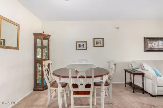 Photo #5: 6934639 Listing