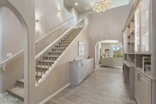 Photo #5: 6934703 Listing