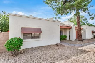 Photo #1: 6934707 Listing