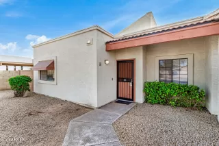 Photo #3: 6934707 Listing