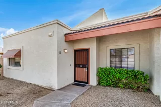 Photo #4: 6934707 Listing