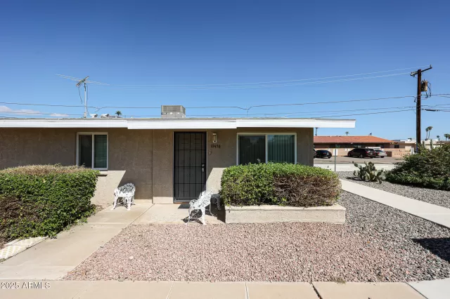 MLS: 6934746 Condo For Sale