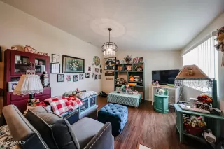 Photo #1: 6934746 Listing