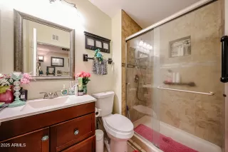 Photo #3: 6934746 Listing