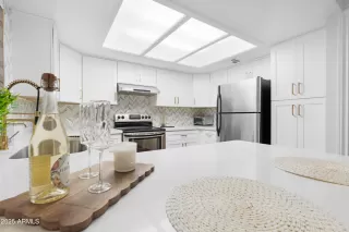 Photo #3: 6934774 Listing 