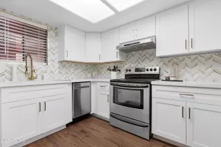 Photo #6: 6934774 Listing 