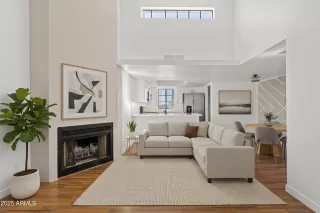 Photo #1: 6934935 Listing 