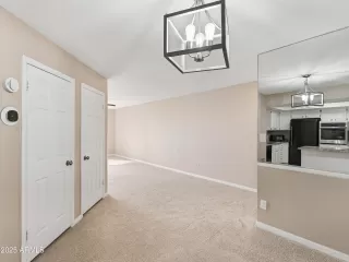 Photo #4: 6934957 Listing 