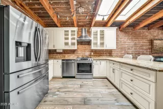 Photo #5: 6935048 Listing 