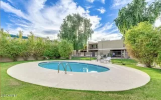 Photo #2: 6935097 Listing 