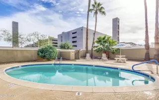 Photo #3: 6935097 Listing 