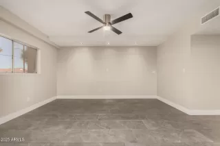 Photo #3: 6935111 Listing 