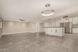 Photo #6: 6935111 Listing 