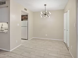 Photo #2: 6935245 Listing