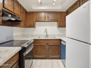 Photo #4: 6935245 Listing