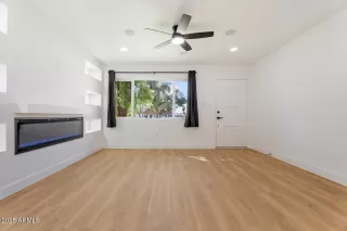 Photo #2: 6935497 Listing