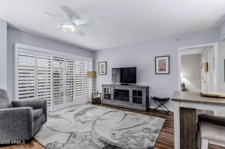 Photo #2: 6935553 Listing