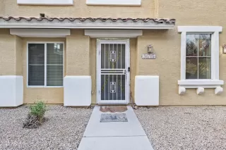 Photo #2: 6935569 Listing 