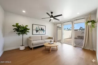 Photo #2: 6935619 Listing 