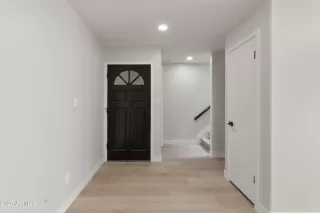 Photo #5: 6935623 Listing