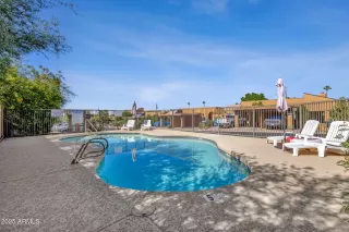 Photo #3: 6935640 Listing 