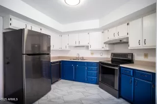 Photo #6: 6935720 Listing 