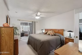 Photo #4: 6935890 Listing 