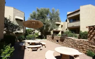 Photo #1: 6936052 Listing 