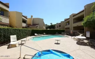 Photo #2: 6936052 Listing 