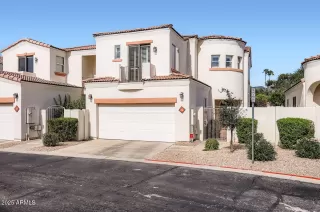 Photo #1: 6936095 Listing 