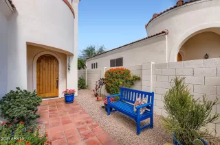 Photo #3: 6936095 Listing 