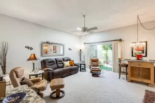 Photo #1: 6936156 Listing 