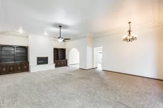 Photo #1: 6936168 Listing 