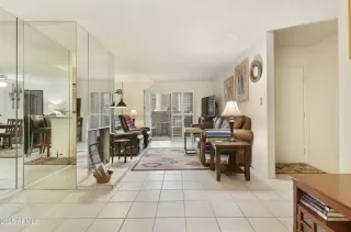 Photo #4: 6936200 Listing 