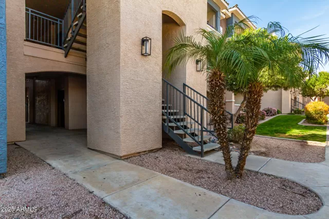 MLS: 6936238 Condo For Sale