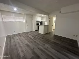 Photo #4: 6936290 Listing 